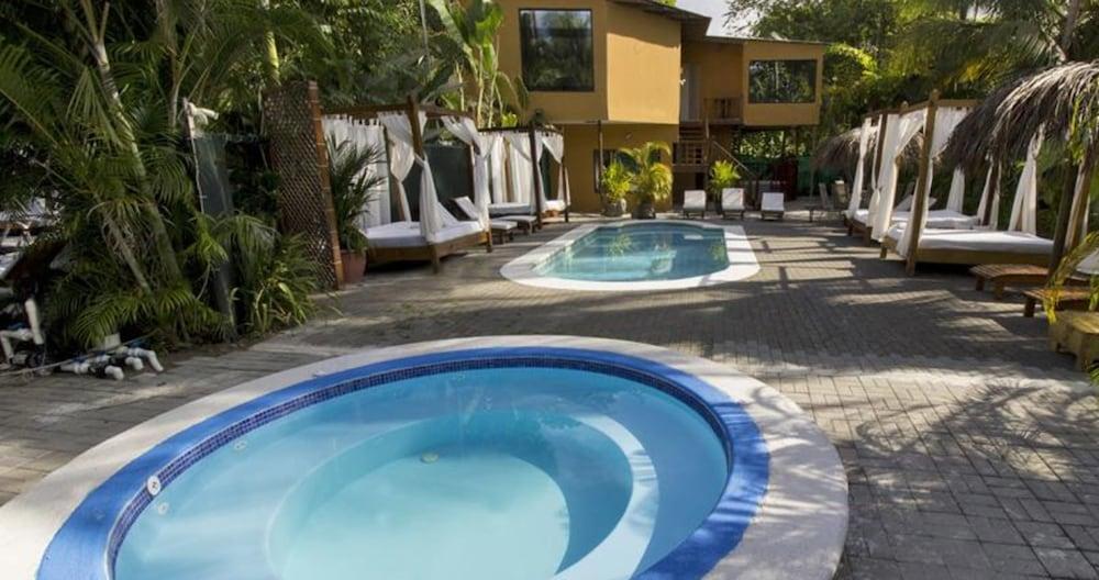 Copacabana Hotel And Suites (Adults Only) 哈科 外观 照片