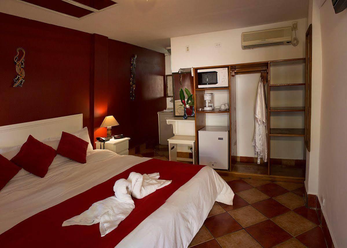 Copacabana Hotel And Suites (Adults Only) 哈科 外观 照片