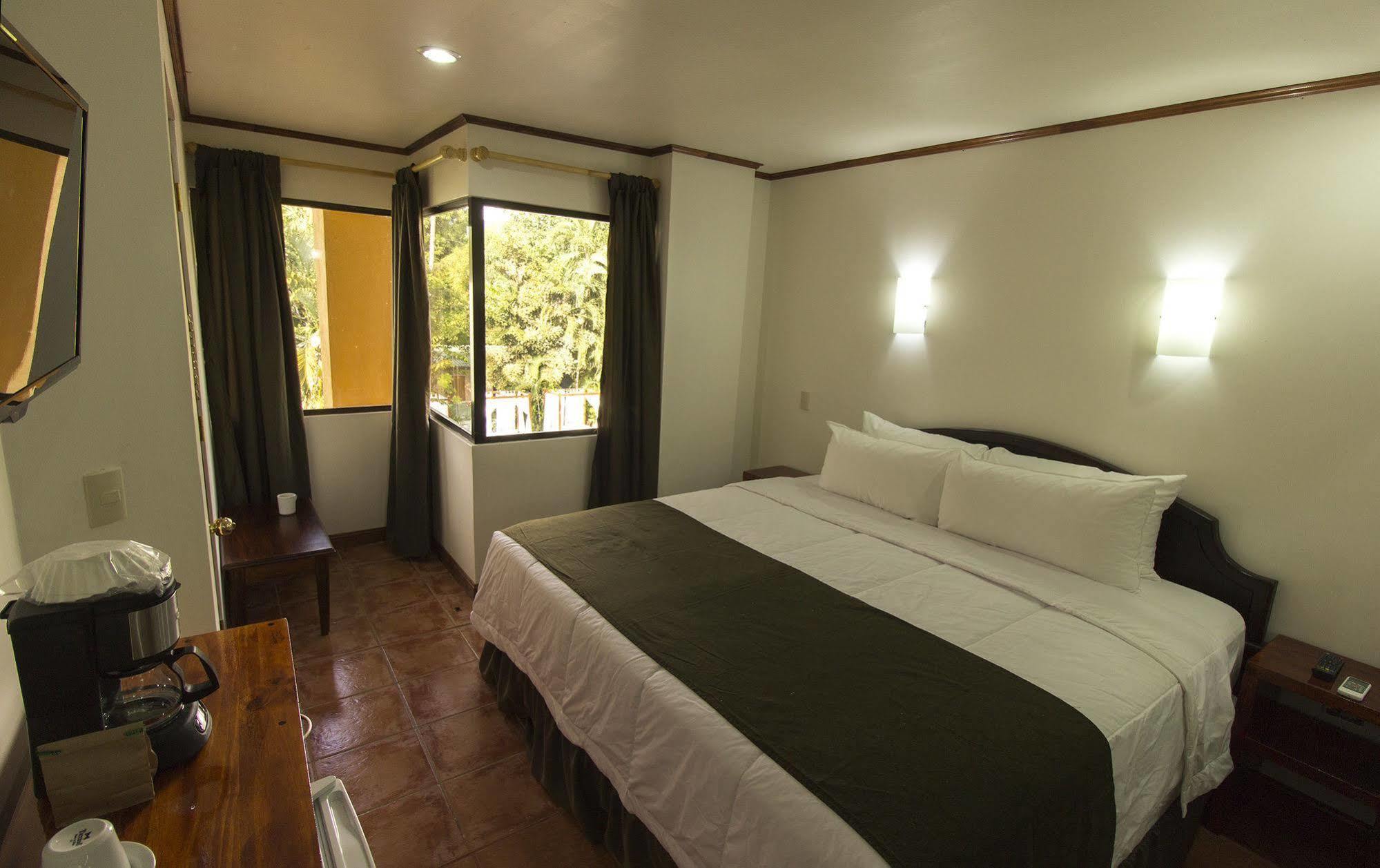 Copacabana Hotel And Suites (Adults Only) 哈科 外观 照片